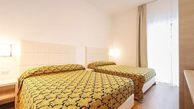 Camera Quadrupla con Balcone Vista Mare - Hotel Orchidea Blu Torre Pedrera di Rimini